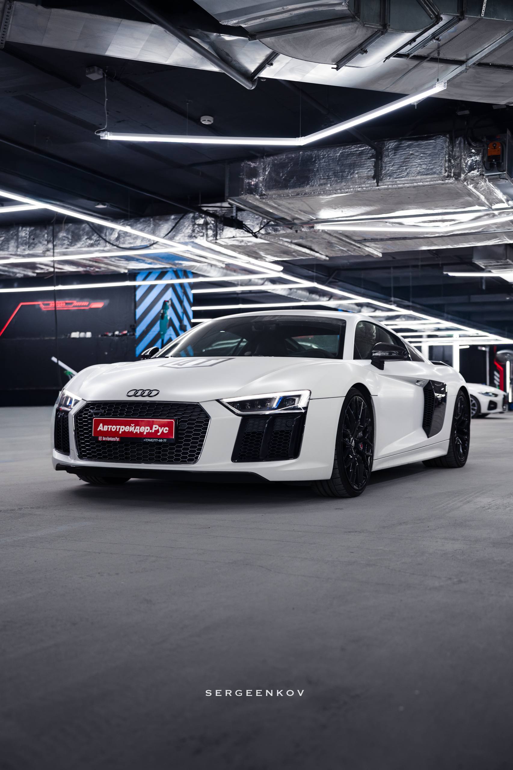 Audi R8